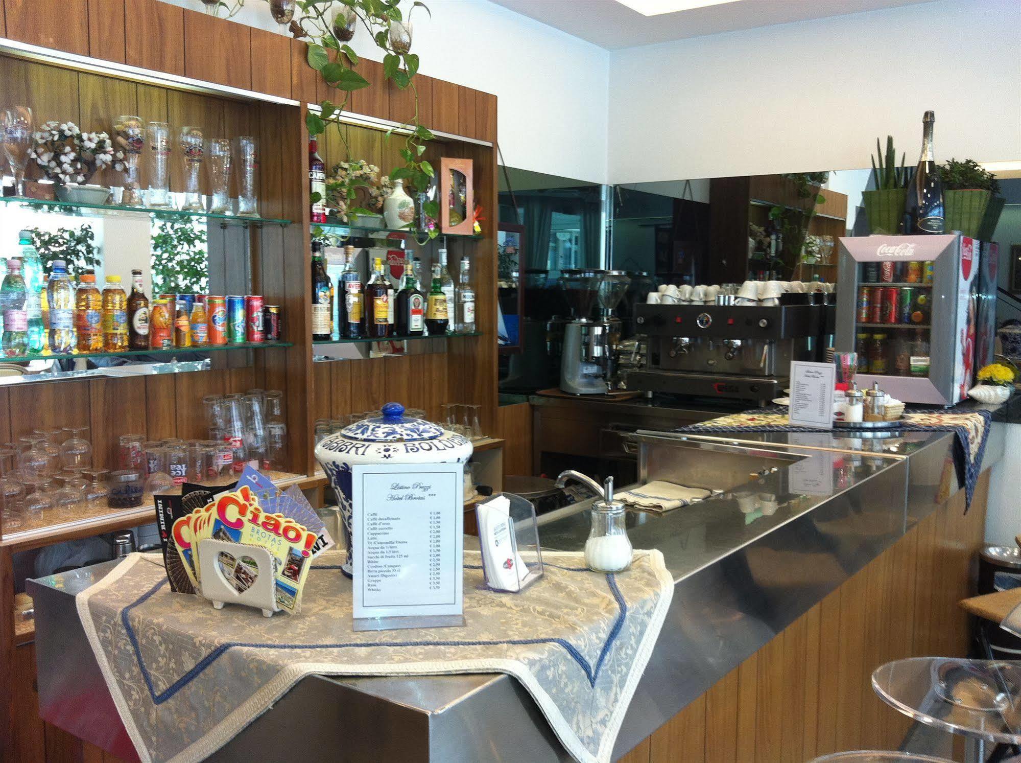 רימיני Hotel Brotas מראה חיצוני תמונה